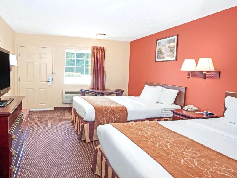 デイズ イン バイ ウィンダム カントン (Days Inn by Wyndham Canton)の写真