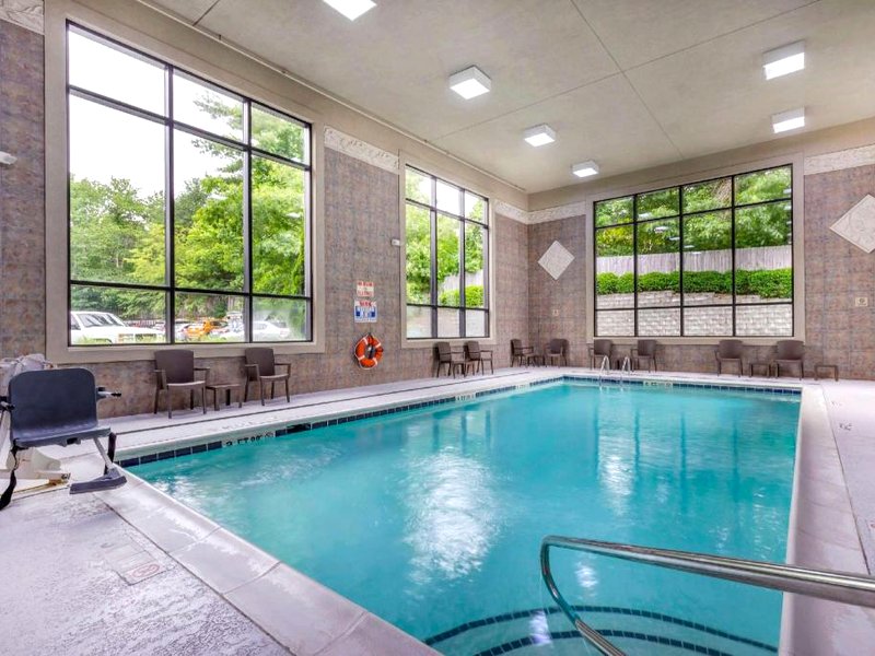 コンフォート スイーツ ブーン ユニバーシティ エリア (Comfort Suites Boone - University Area)の写真