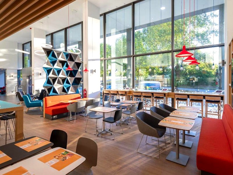 ホリデイ イン エクスプレス ポルト エスポノール バイ IHG (Holiday Inn Express Porto Exponor By IHG)の写真