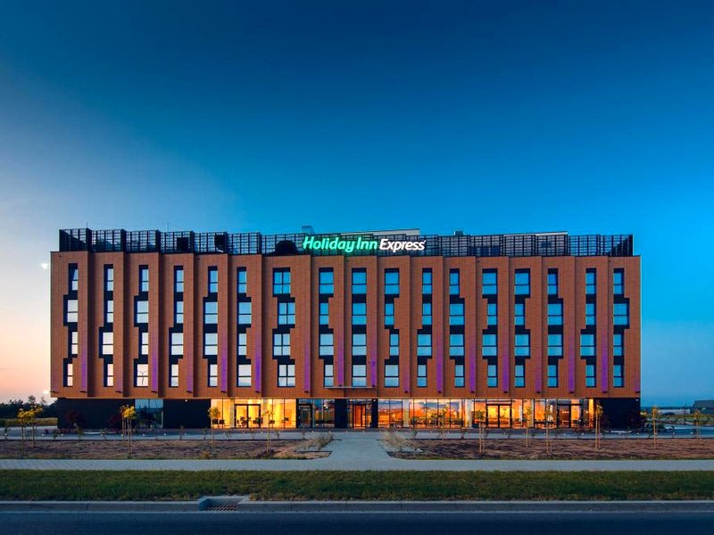 ホリデイ イン エクスプレス ジェシュフ エアポート バイ IHG (Holiday Inn Express Rzeszow Airport By IHG)の写真