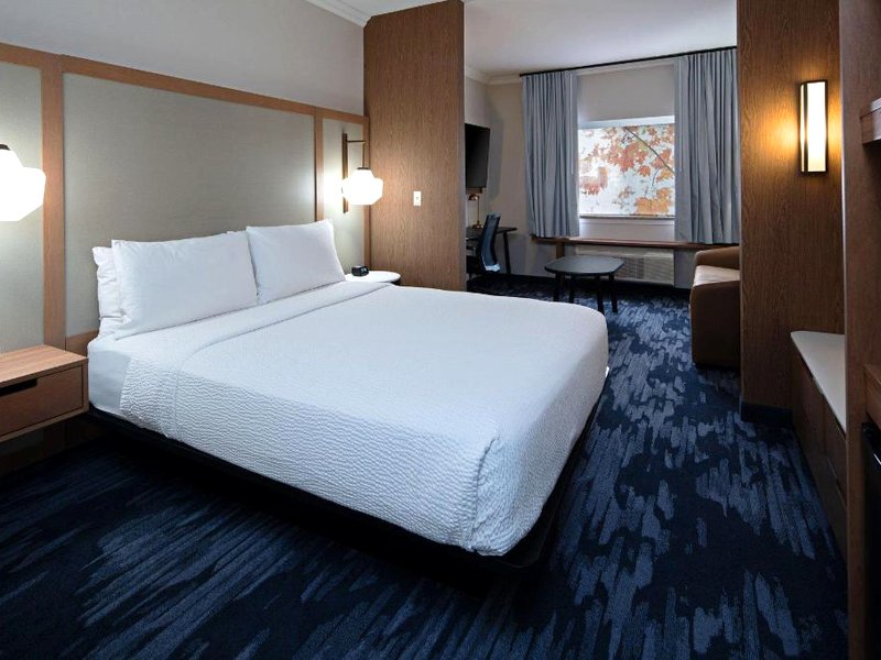 フェアフィールド イン ＆ スイーツ シアトル シータック エアポート (Fairfield Inn & Suites Seattle Sea-Tac Airport)の写真