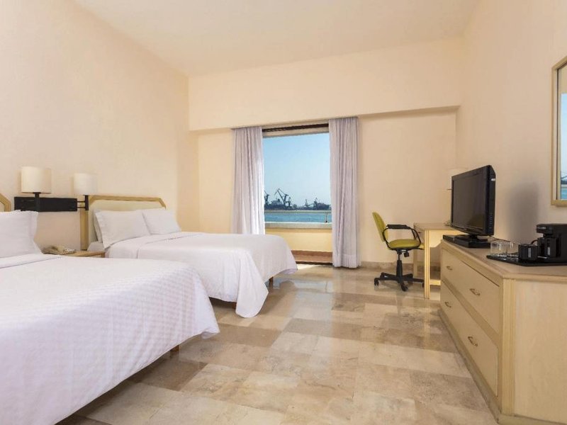 フィエスタ イン ベラクルス マレコン (Fiesta Inn Veracruz Malecon)の写真