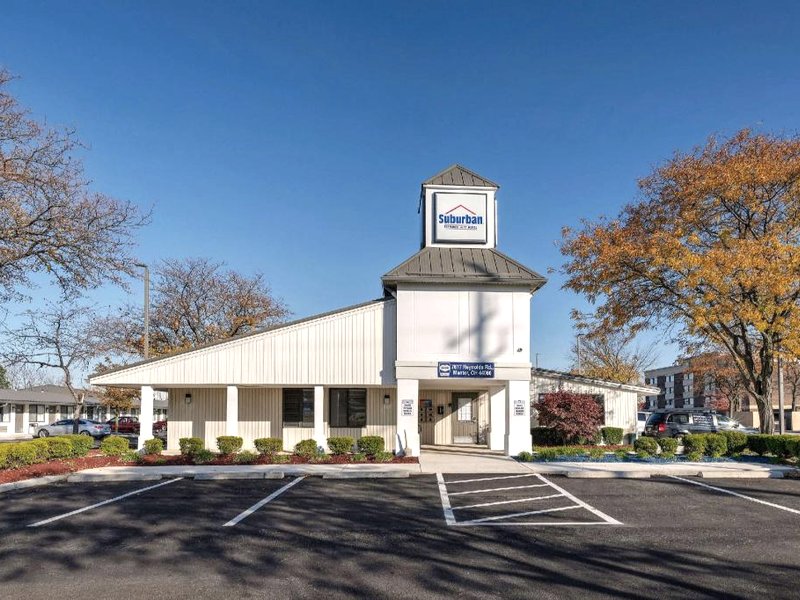 Suburban Studios Mentor - Cleveland Northeastの写真