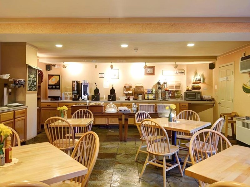 ペッパー ツリー イン タホ シティ (Pepper Tree Inn Tahoe City)の写真