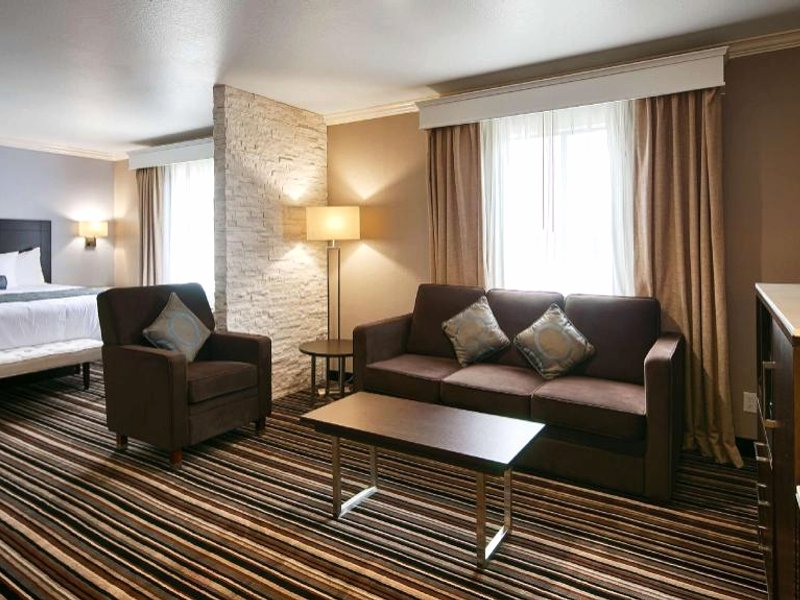 Best Western Plus Diamond Valley Innの写真