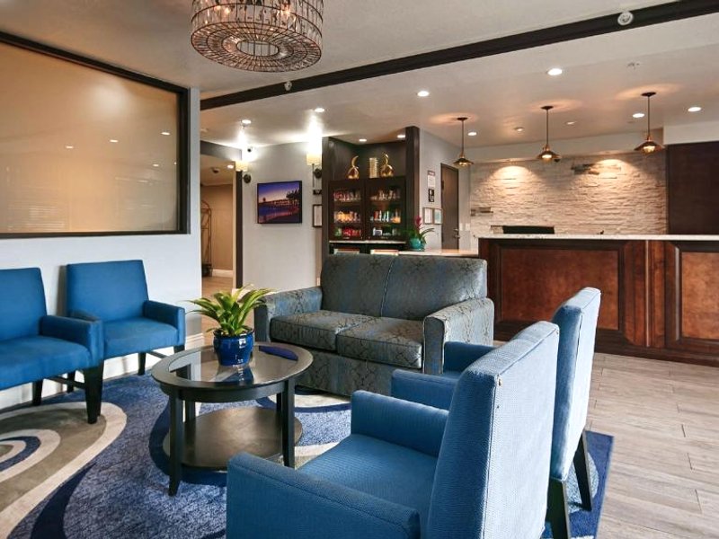Best Western Plus Diamond Valley Innの写真