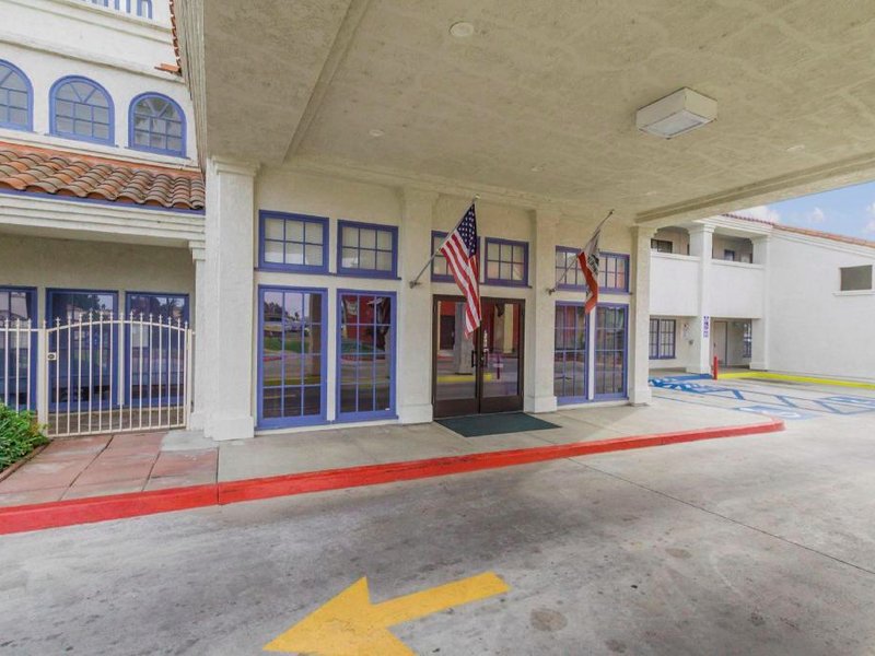 Motel 6 Hemet, CAの写真