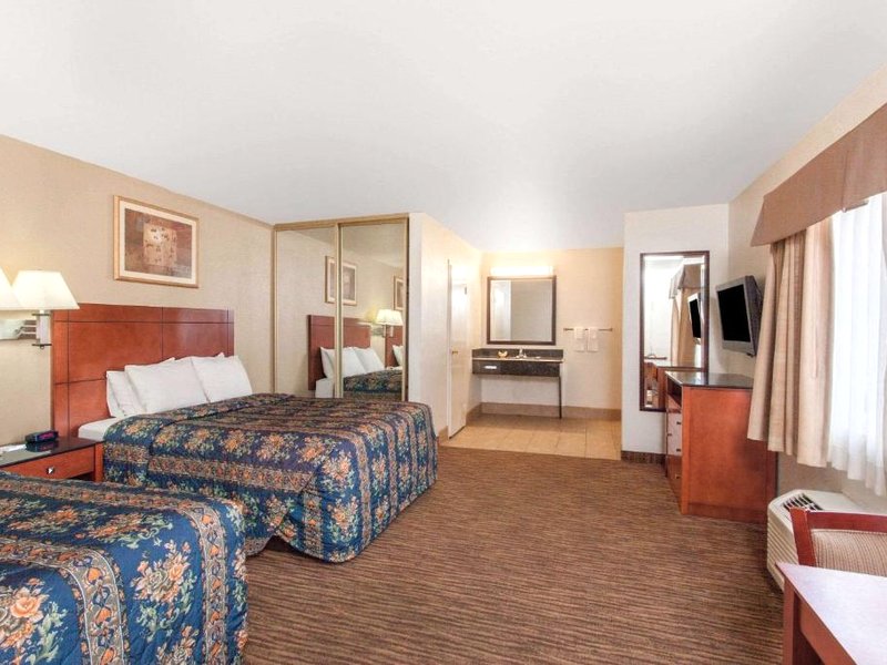 トラベロッジ ヘミト CA (Travelodge by Wyndham Hemet CA)の写真