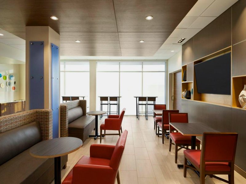 Holiday Inn Express And Suites Beaver Dam By IHGの写真