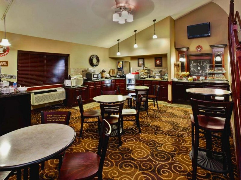 アメリクイン バイ ウィンダム ビーバー ダム (AmericInn by Wyndham Beaver Dam)の写真