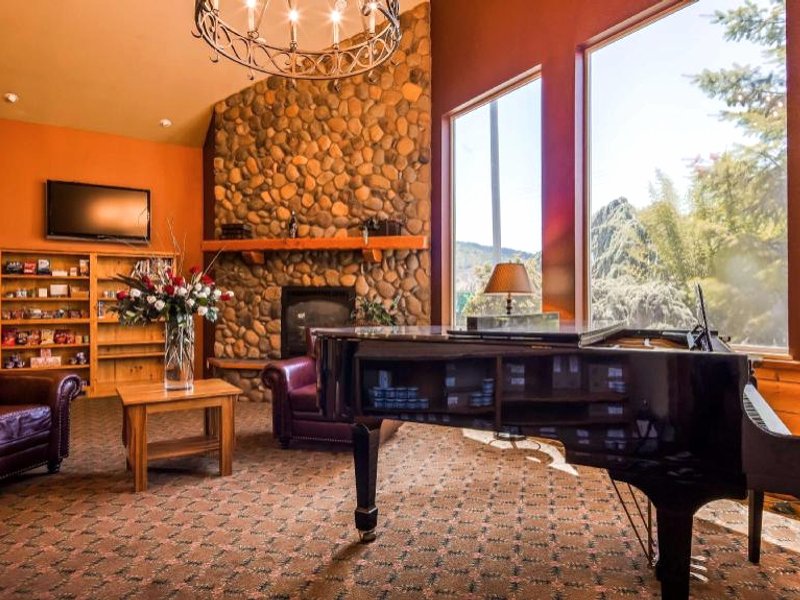 ベストウェスタン プラス ハートフォード ロッジ (Best Western PLUS Hartford Lodge)の写真
