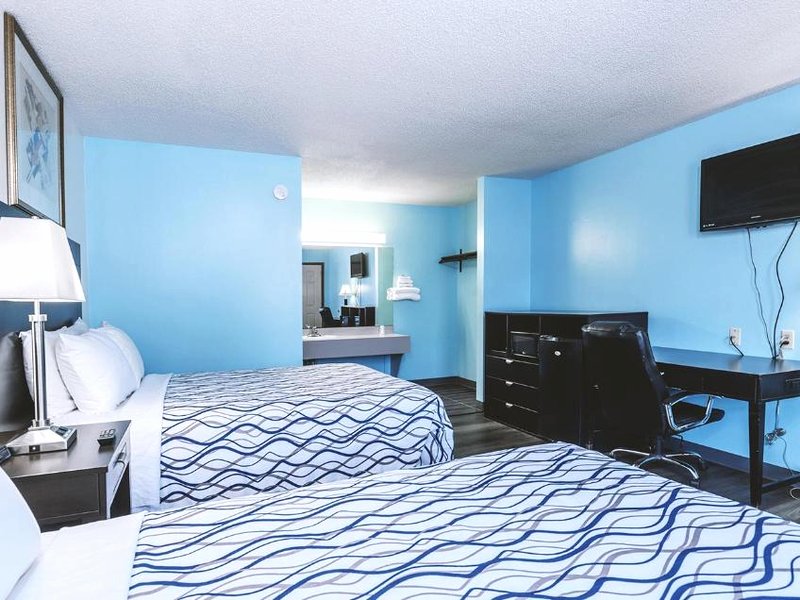 Sky-Palace Inn and Suites Wellingtonの写真