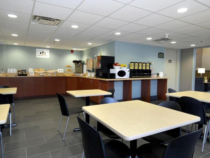 Super 8 By Wyndham Peterboroughの写真