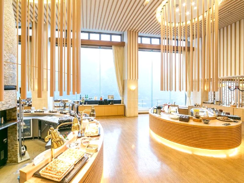 蓼科グランドホテル滝の湯 (Tateshina Grand Hotel Takinoyu)の写真