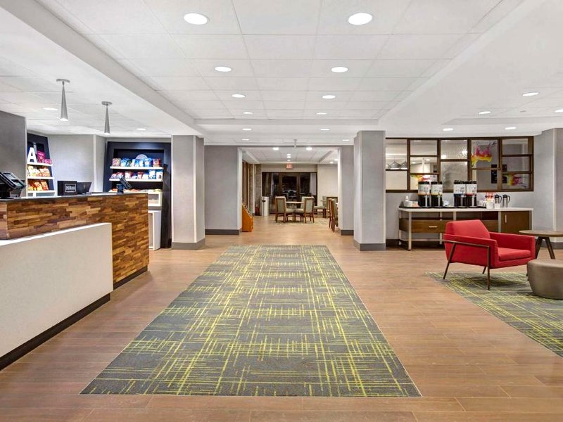 ハンプトン イン ウェストフィールド (Hampton Inn Westfield)の写真