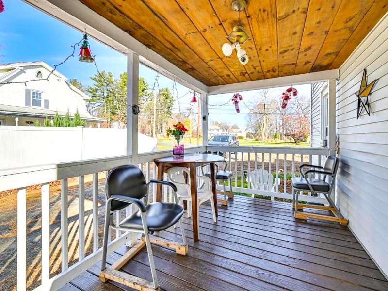 Bring Your Pet and Visit Springfield Westfield Homeの写真