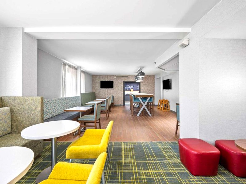 Hampton Inn Cleveland/Westlakeの写真