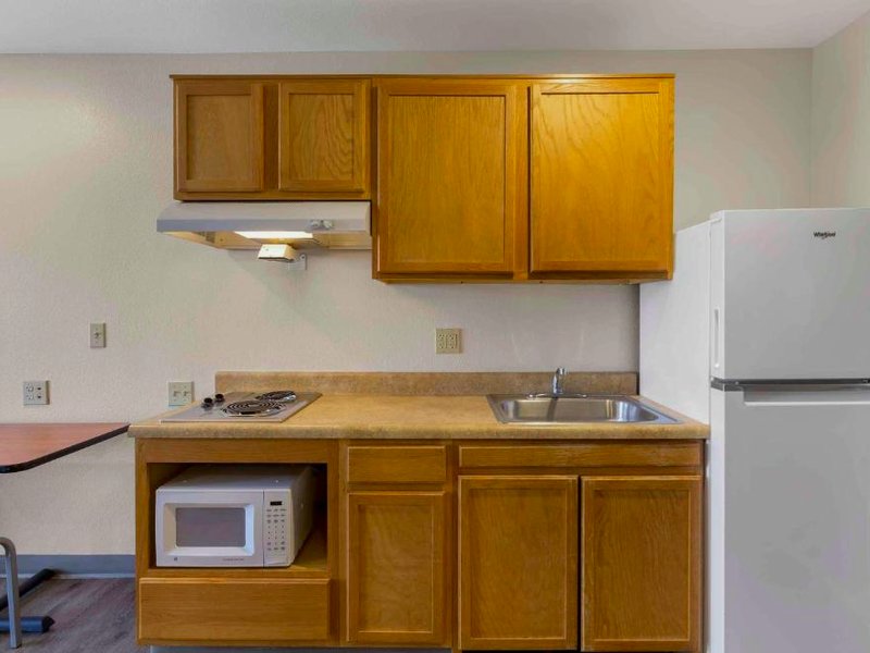 エクステンデッド ステイ アメリカ セレクト スイーツ - クリーブランド - エアポート (Extended Stay America Select Suites - Cleveland - Airport)の写真