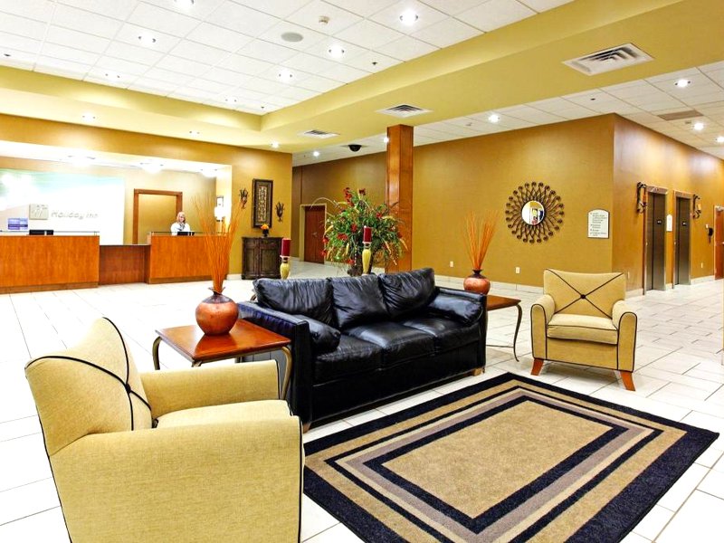 Holiday Inn Hotels Batesville By IHGの写真