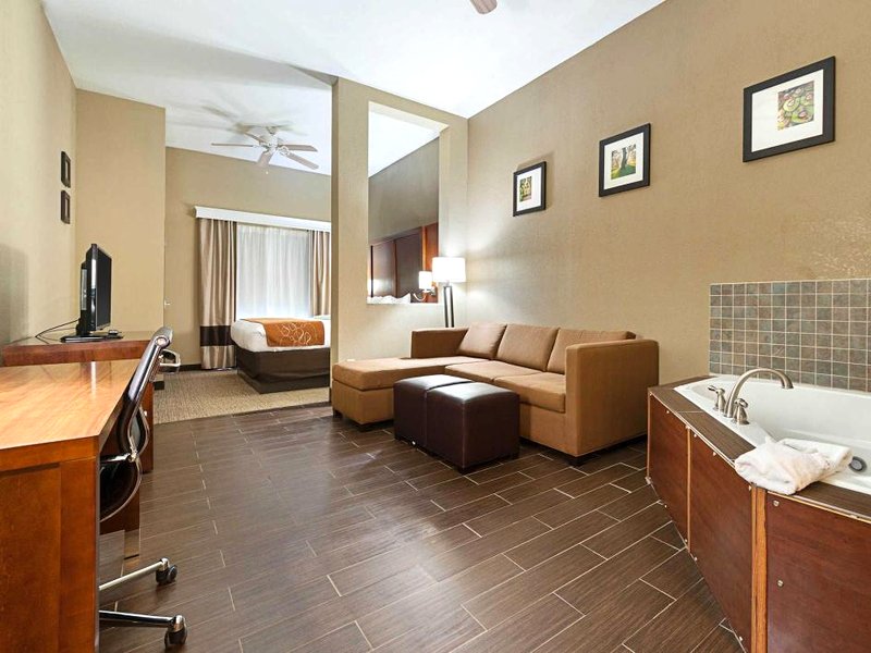 コンフォート スイーツ (Comfort Suites)の写真