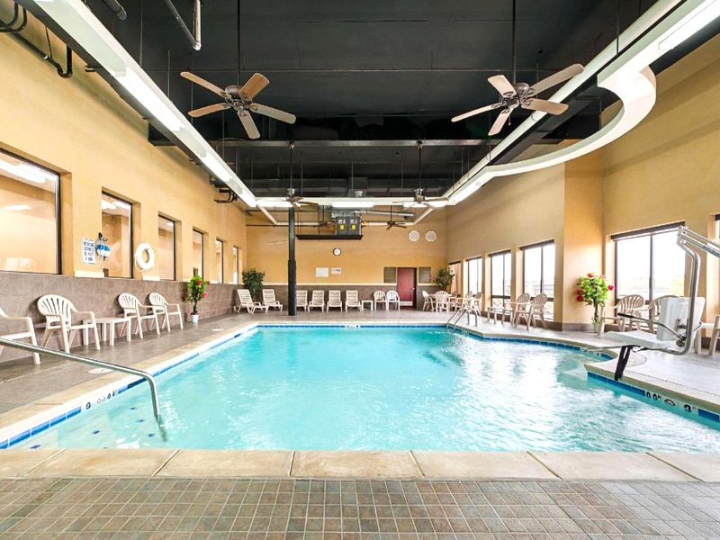 コンフォート スイーツ (Comfort Suites)の写真