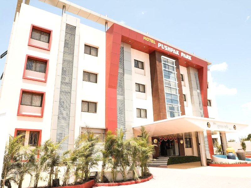 ホテル プシュパク パーク (Hotel Pushpak Park)の写真