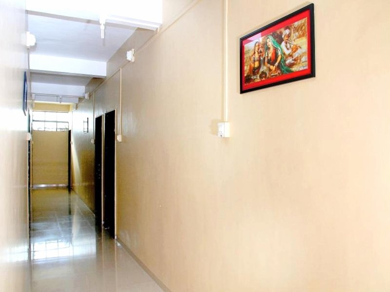 Yuvraj Lodge- Osmanabadの写真