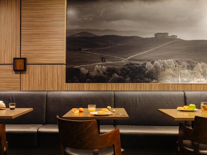 Crown Hotel Eindhoven Centreの写真