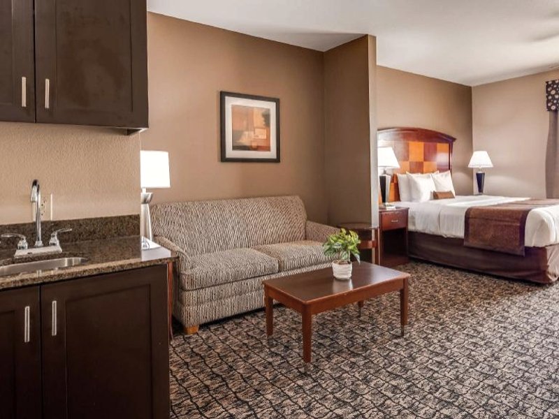 ベスト ウェスタン カーセッジ イン&スイーツ (Best Western Carthage Inn & Suites)の写真