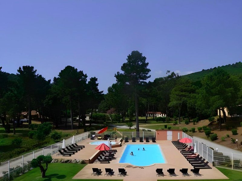 Hotel Les Pavillons Du Golfeの写真