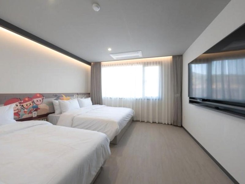 Gimhae Den Bastar Theme Kids Hotel Pensionの写真