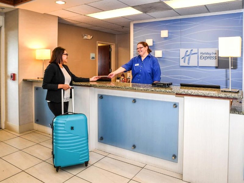 Holiday Inn Express & Suites Concord By IHGの写真
