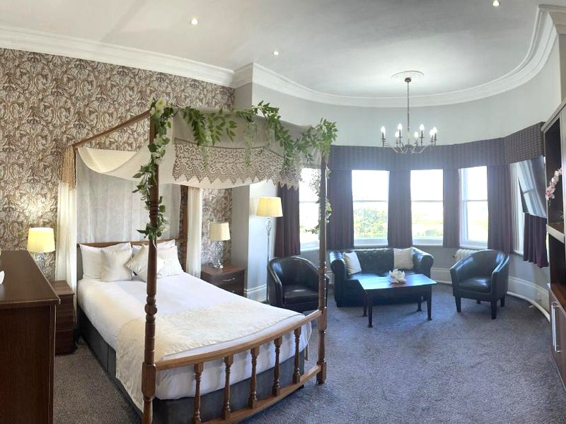 Royal Clifton Hotelの写真