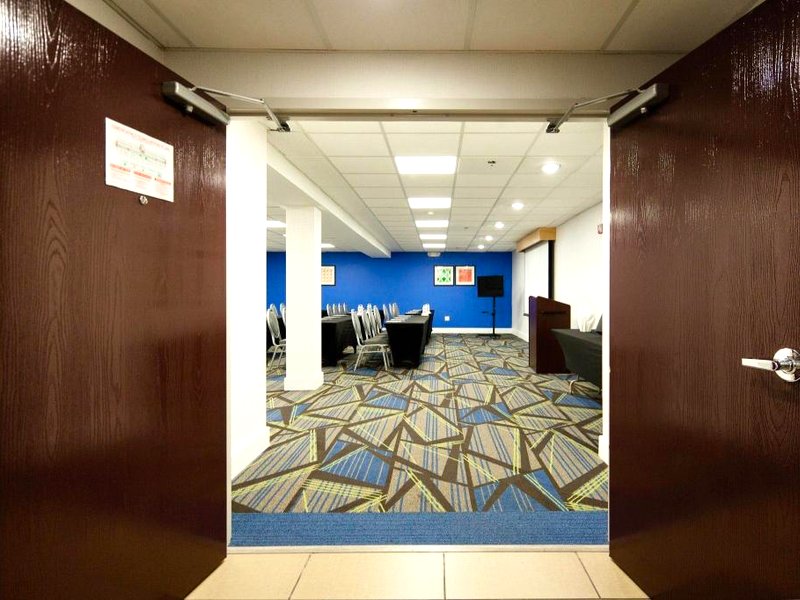 Holiday Inn Express Hotel & Suites Brentwood North-Nashville Area By IHGの写真