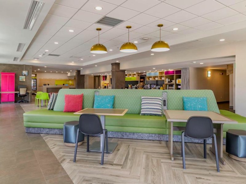 Home2 Suites by Hilton Bangorの写真