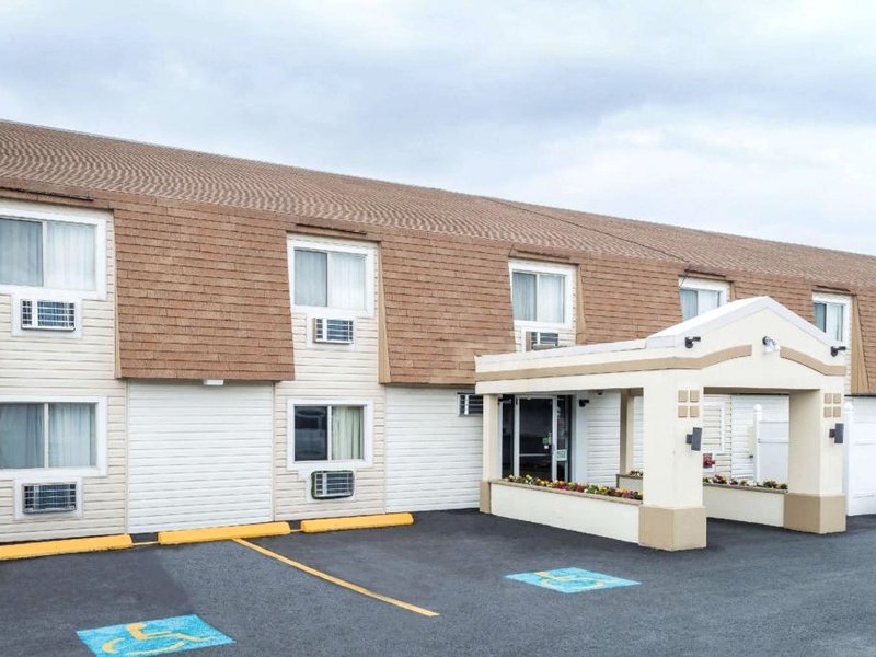 スーパー 8 バイ ウインダム バンゴア (Super 8 By Wyndham Bangor)の写真