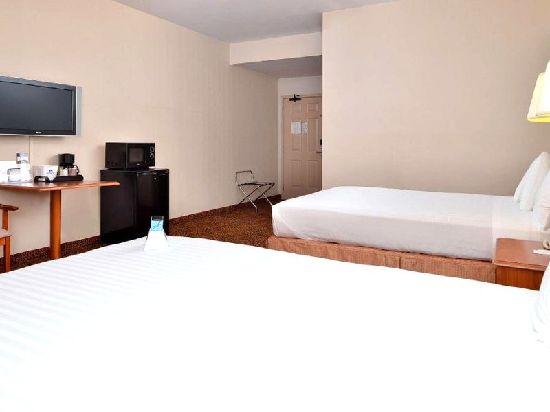 アメリカズ ベスト バリュー イン ウエストモーランド (Americas Best Value Inn Westmorland)の写真