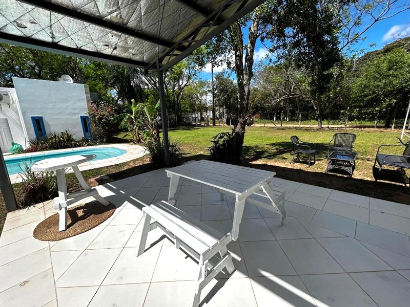 Casa en San Bernardino en Venta y Alquiler con Cancha de futbol, parrilla y piscina zona la Alemana の写真