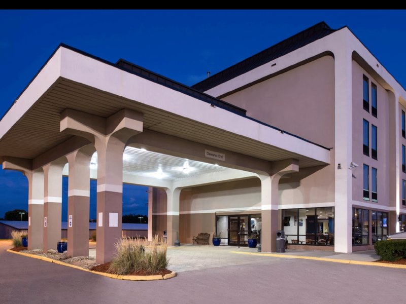 New Victorian Inn and Suites Omahaの写真