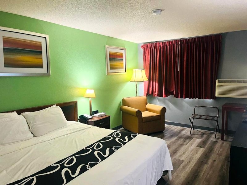 ロードウェイ イン (Rodeway Inn)の写真