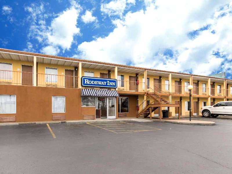 ロードウェイ イン (Rodeway Inn)の写真