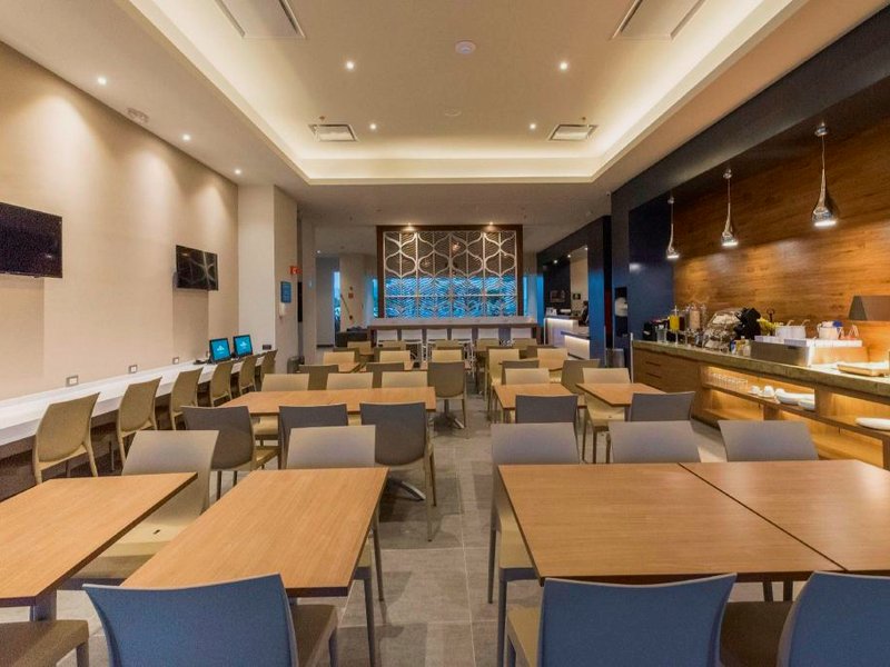 マイクロテル イン&スイーツ バイ ウインダム サン ルイス ポトシ (Microtel Inn & Suites by Wyndham San Luis Potosi)の写真