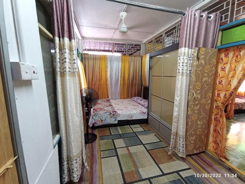 ［セレコー］一軒家（100m²）｜ 2ベッドルーム／2バスルーム (HJ YUSOF HOMESTAY BAJET BAGAN DATUK PERAK)の写真