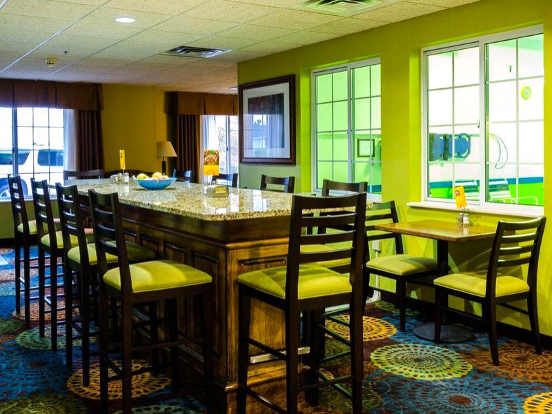 Holiday Inn Express Hotel & Suites Acme-Traverse City By IHGの写真