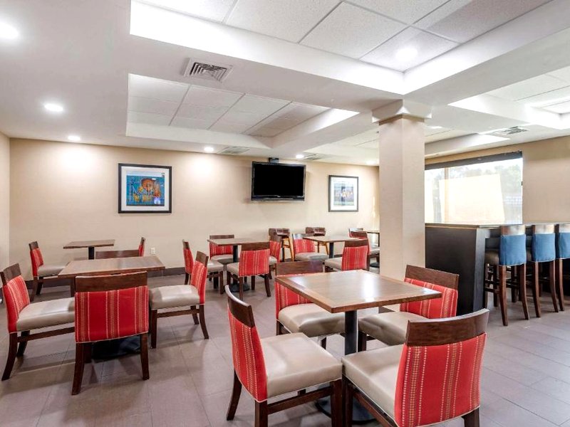 コンフォート イン&スイーツ アトカ ミリントン (Comfort Inn & Suites Atoka-Millington)の写真