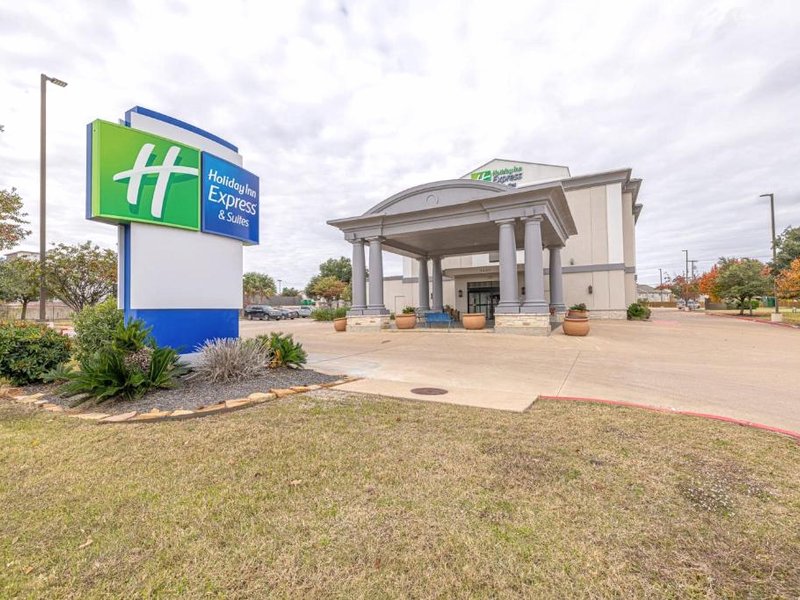 Holiday Inn Express Hotel & Suites College Station By IHGの写真