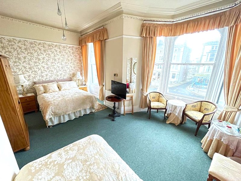 ホワイト コート ランディドノ (White Court Llandudno)の写真
