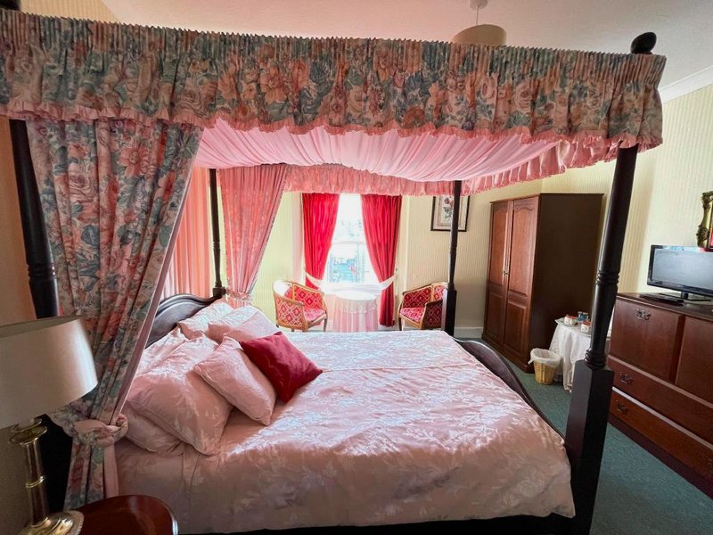 ホワイト コート ランディドノ (White Court Llandudno)の写真