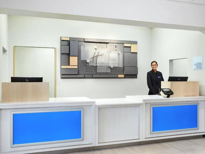 Holiday Inn Express Hotel & Suites Port Richey By IHGの写真