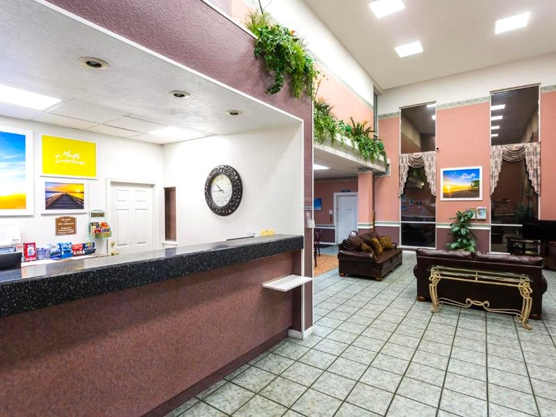 デイズ イン&スイーツ バイ ウィンダム ポート リッチー (Days Inn & Suites by Wyndham Port Richey)の写真